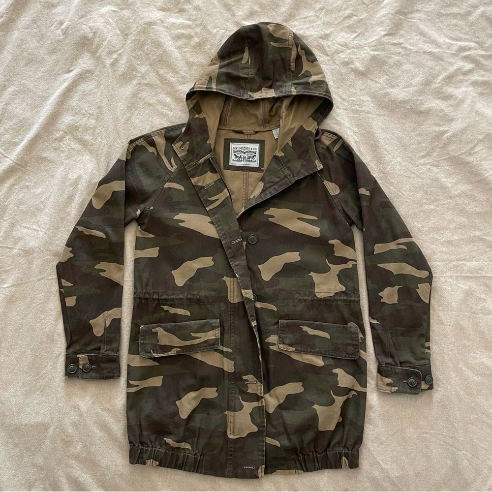 Levi’s Camo Print Hooded Utility Parka Bubble Jacket Women’s Small